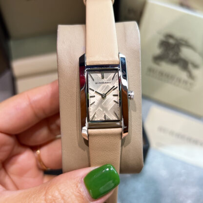 Burberry rectangular dial checkered steel strap quartz women's watch - Image 5