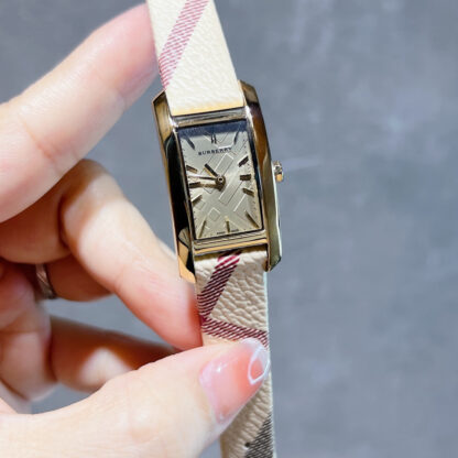 Burberry rectangular dial checkered steel strap quartz women's watch - Image 5