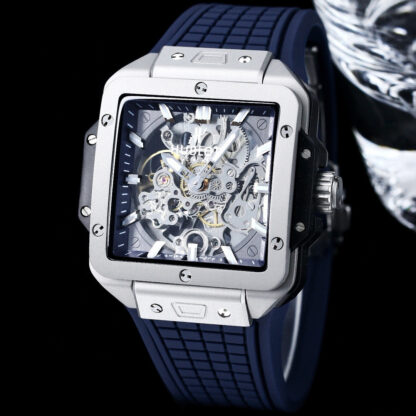 Hublot Traditional Watchmaking - Image 5