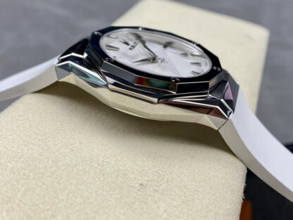 Hublot's second generation classic fusion watch - Image 5