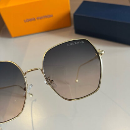 LOUIS VUITTON Fashion Sunglasses - Image 6