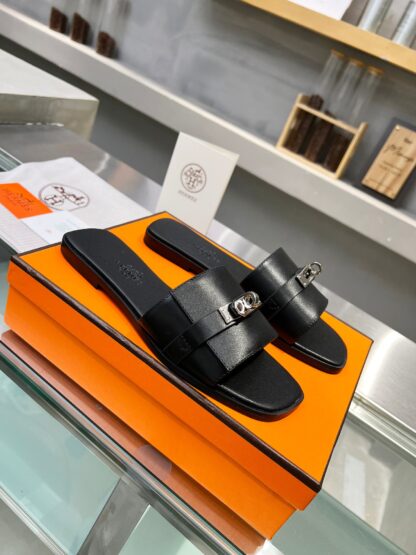 Hermès early spring new black handmade leather slippers - Image 5