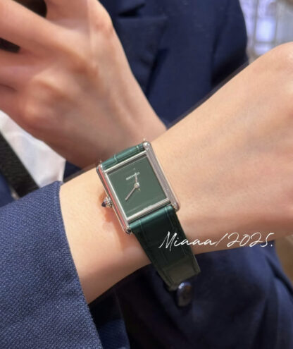 Cartier classic tank series simple and elegant watch - Image 5