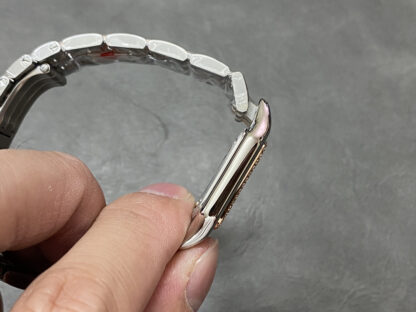 Cartier Cheetah Square Classic Elegant Watch - Image 5