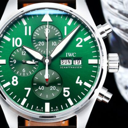 IWC Pilot's Watch Series iw378003 - Image 5