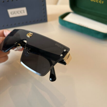 Gucci fashion sunglasses - Image 5