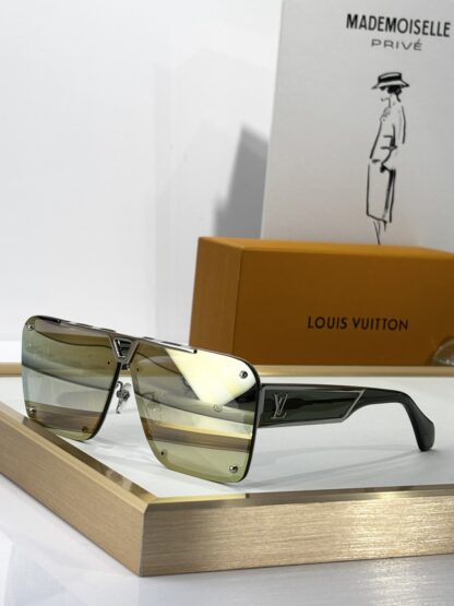LOUIS VUITTON Fashion Sunglasses - Image 6