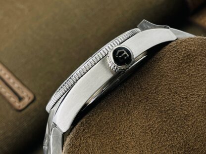 TAGHeuer vintage style mechanical watch - Image 5