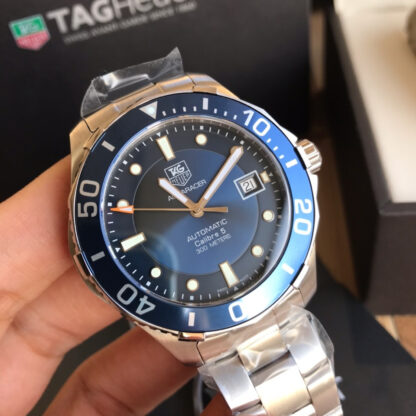 TAG Heuer Aquaracer Series Mechanical Watch - Image 4