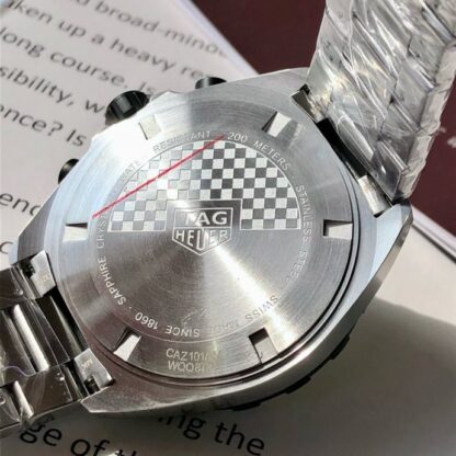 TAGHeuer Quartz Men's Watch - Image 4