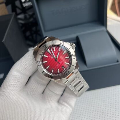 TAGHeuer Aquaracer Series Multi-Function Watch - Image 4