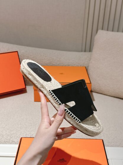 Hermès black spring and summer comfortable and fashionable straw slippers - Image 5