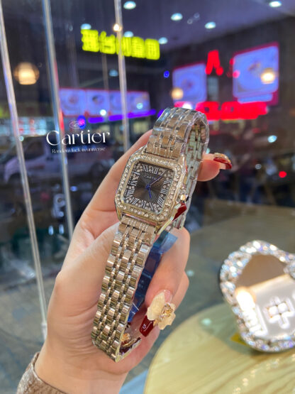Cartier Cheetah Series Gorgeous Charming Mature Watch - Image 5