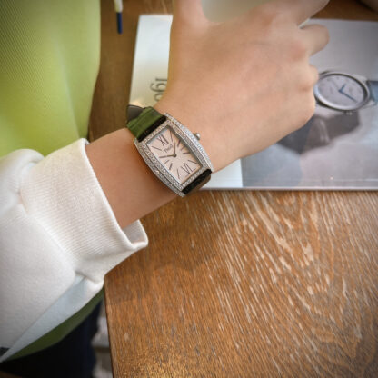 Piaget elegant and noble luxury watch - Image 5