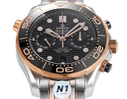 Omega's new Seamaster 300-meter 44mm chronograph wristwatch - Image 5