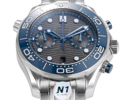 Omega's new Seamaster 300-meter 44mm chronograph wristwatch - Image 5