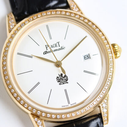 Piaget's classic and unique everyday mechanical watch - Image 5