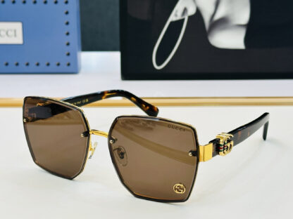 Gucci fashion sunglasses - Image 5