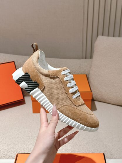 Hermes classic couple style apricot color comfortable casual sports dad shoes - Image 5