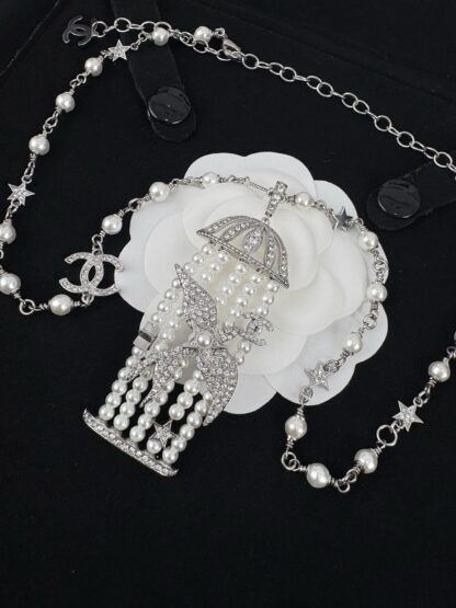 Chanel Silver Bird Full Diamond Pearl Necklace - Image 3