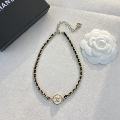 Chanel Chanel simple and elegant retro sweet necklace - Image 6