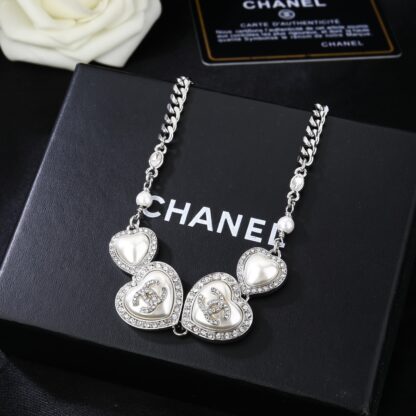 Chanel Heart Elegant Necklace - Image 5
