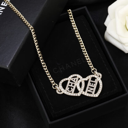 Chanel versatile trendy heart necklace - Image 5