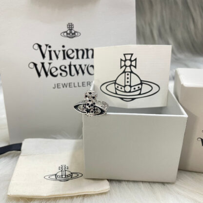 Vivienne Westwood five-pointed star full diamond Saturn ring - Image 5