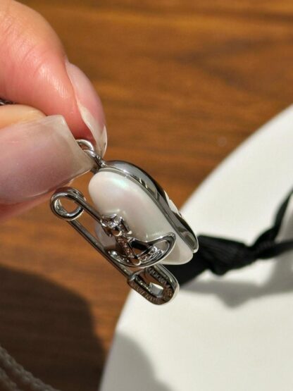 Vivienne Westwood heart pin necklace - Image 5