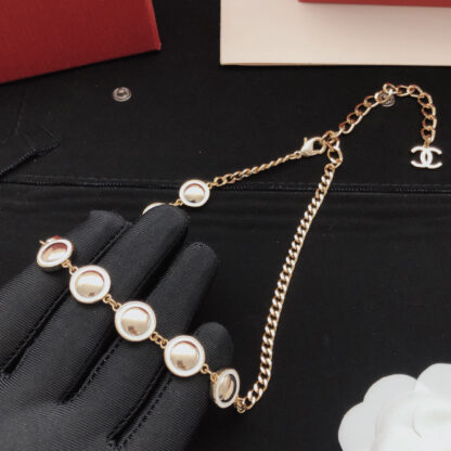 Chanel Glossy Round Necklace - Image 5