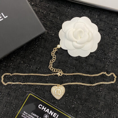 Chanel black and white diamond heart necklace - Image 5