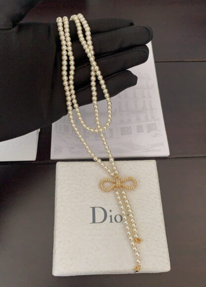Chanel Bow Double Pearl Necklace - Image 5