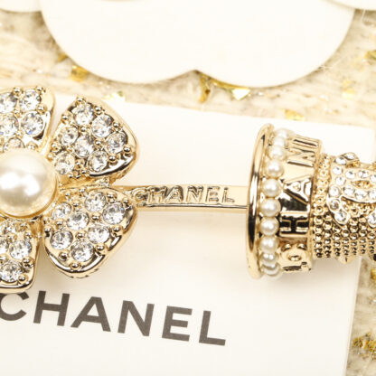 Chanel flower pot letter necklace - Image 4