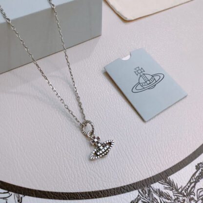 Vivienne Westwood classic large Saturn necklace unisex - Image 5