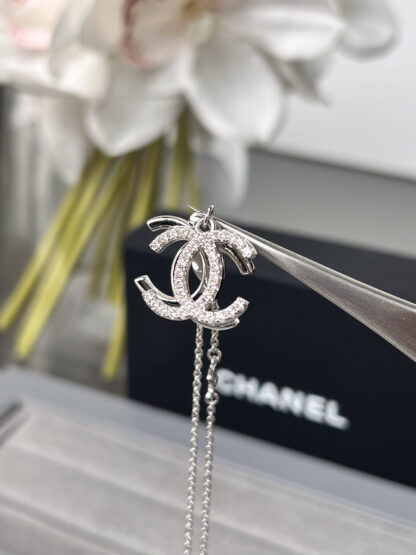 Chanel classic versatile diamond necklace - Image 5