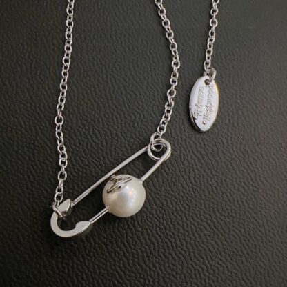 Vivienne Westwood Classic Pearl Saturn Necklace - Image 5