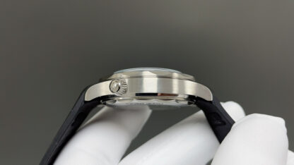 Omega Geneva pattern decoration - Image 5