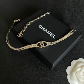 Chanel exquisite simple vintage necklace