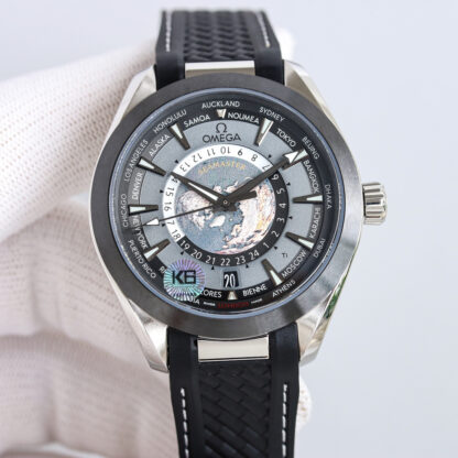 Omega New Model Seamaster AT World Time - Image 5