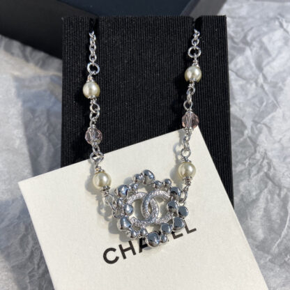 Chanel blue fresh necklace - Image 5
