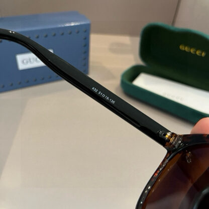 Gucci fashion sunglasses - Image 5