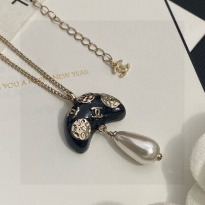 Chanel elegant vintage necklace - Image 5