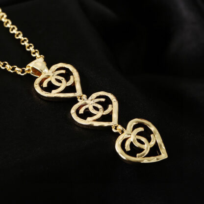 Chanel Three Hearts Delicate Necklace - Image 5