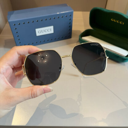 Gucci fashion sunglasses - Image 5