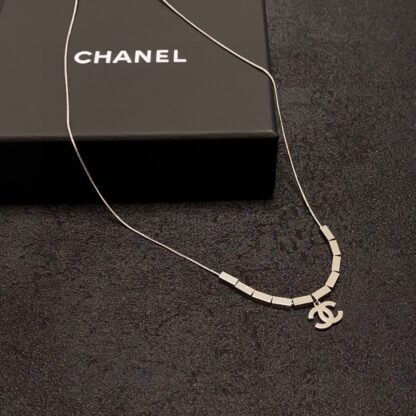 Chanel Fashion Silver Pendant Necklace - Image 4