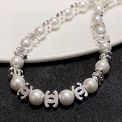 Chanel Fashion Pearl Necklace - Image 3