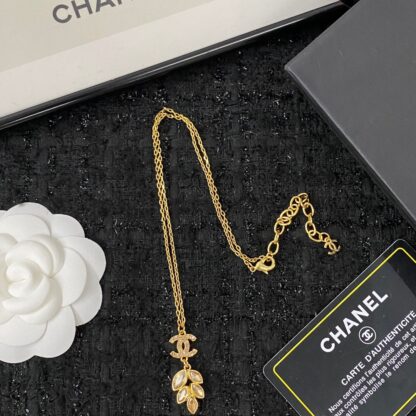 Chanel rhinestone double c wheat ear necklace - Image 5