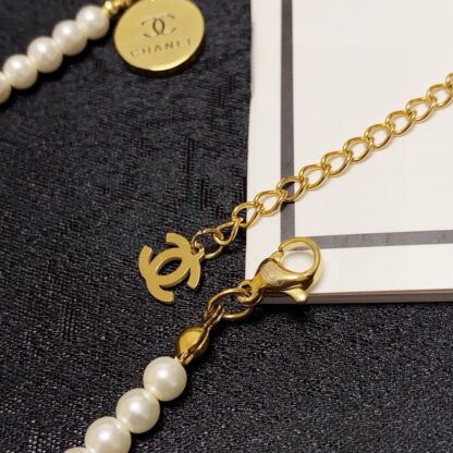 Chanel Round Pearl Pendant Necklace - Image 4