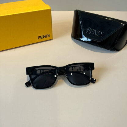 FENDI fashion trend sunglasses - Image 6