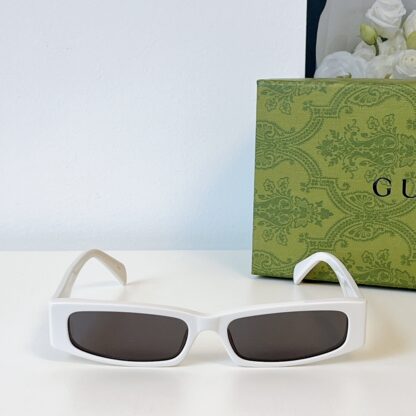 Gucci fashion sunglasses - Image 5